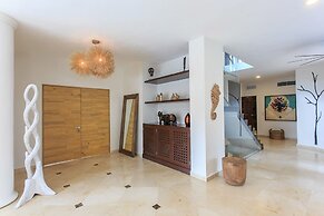 Oceanfront Exclusive Home