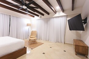 Oceanfront Exclusive Home