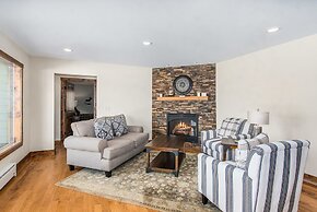 Snowline Vista Lodge -- Ev #3296 3 Bedroom Home by RedAwning