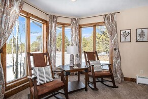 Snowline Vista Lodge -- Ev #3296 3 Bedroom Home by RedAwning