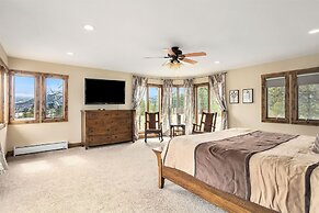 Snowline Vista Lodge -- Ev #3296 3 Bedroom Home by RedAwning