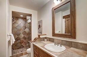 Private Gore Creek Townhome by RedAwning - Save 20% on 7+ Nights!