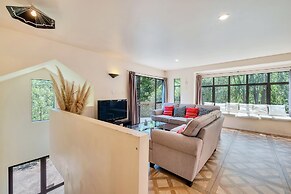 Ponsonby Holiday Home Near The City