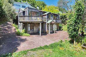 Ponsonby Holiday Home Near The City