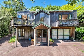 Ponsonby Holiday Home Near The City