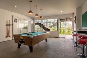 Private Pool Villa for Family & Friends