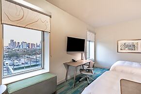 Element Dallas Downtown East