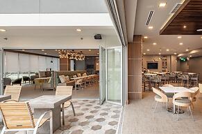 Element Dallas Downtown East