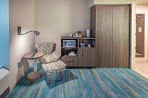 Element Dallas Downtown East