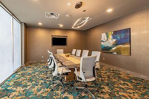 Element Dallas Downtown East