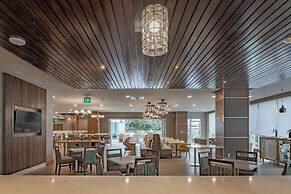 Element Dallas Downtown East