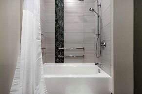 Cambria Hotel Arundel Mills - BWI Airport