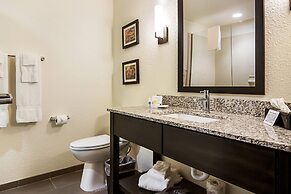 Comfort Suites Wooster near University Campus