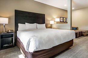 Comfort Suites Wooster near University Campus