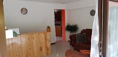 Moras Place B&B - Hostel