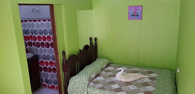 Moras Place B&B - Hostel