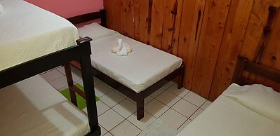 Moras Place B&B - Hostel