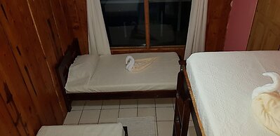 Moras Place B&B - Hostel