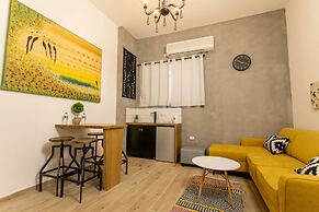 Eshel Mansion