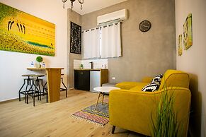 Eshel Mansion
