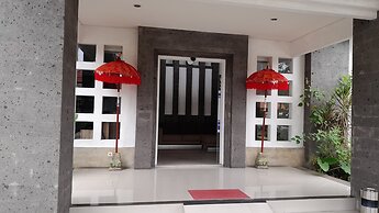 Dhyanapura City Hotel