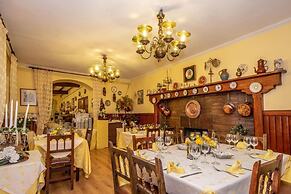 Hotel Adsera