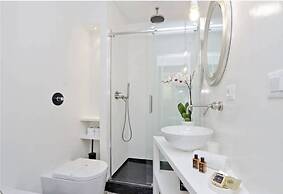 Charming flat near Colosseum