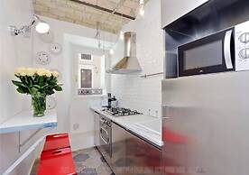 Charming flat near Colosseum