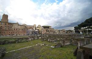 Design Flat for 4 near Colosseum