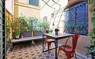 Design Flat for 4 near Colosseum