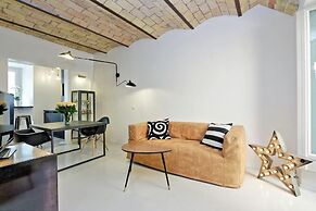 Design Flat for 4 near Colosseum