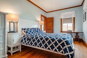 Narragansett Inn