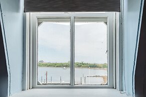 Narragansett Inn