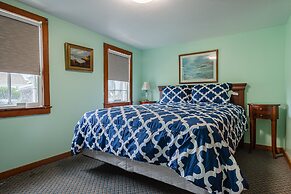 Narragansett Inn