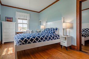 Narragansett Inn