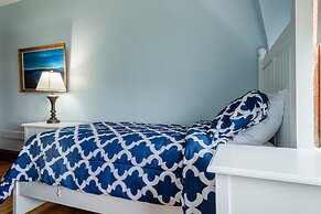 Narragansett Inn