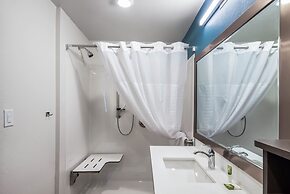 WoodSpring Suites Carol Stream - Chicago