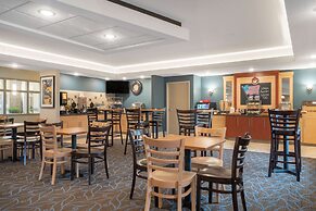 AmericInn by Wyndham Windom