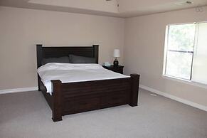 Entire Premium Spacious Luxury Home