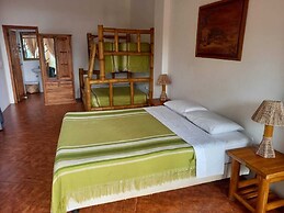 Seaside Garden Lodge Mompiche