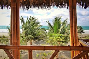 Seaside Garden Lodge Mompiche