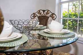 Villa Helena - Windsor Palms