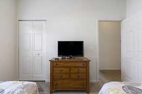 Villa Cristina - Lucaya Village