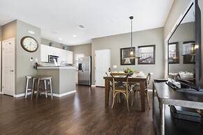 Villa Natalia - Lucaya Village