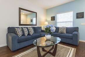 Villa CVX- Lucaya Village