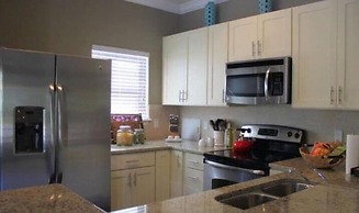 Villa Kaluh - Lucaya Village