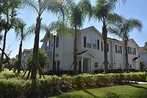 Villa Aventura - Lucaya Village