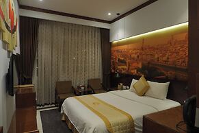 Khach San Tuong Vi - Van Cao