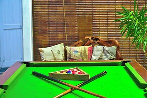 Boutique vllla on the rocks