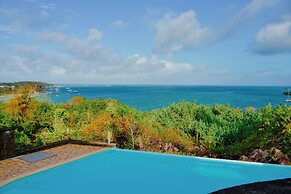 Boutique vllla on the rocks